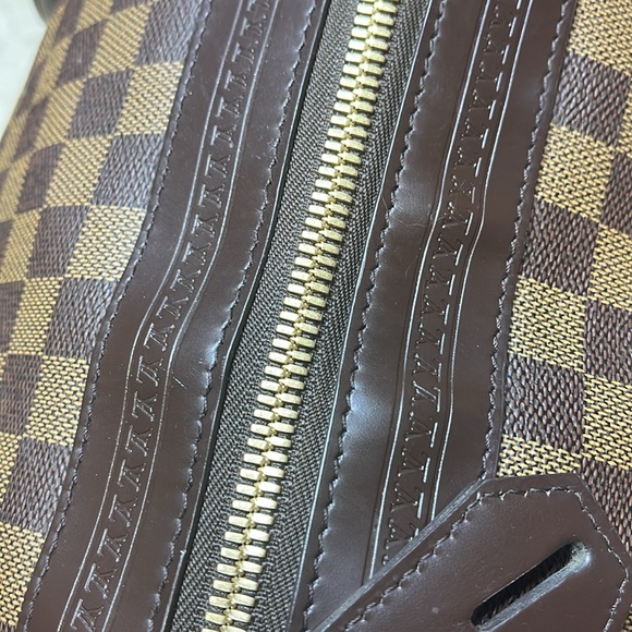 LOUIS VUITTON DAMIER EBENE TRAVELLER BAG - Picture 4 of 12